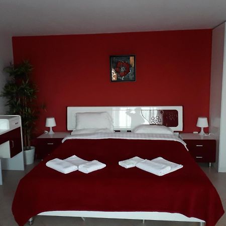 Family Hotel Gogov Sinemoretz Esterno foto