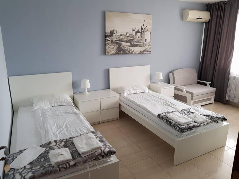 Family Hotel Gogov Sinemoretz Esterno foto