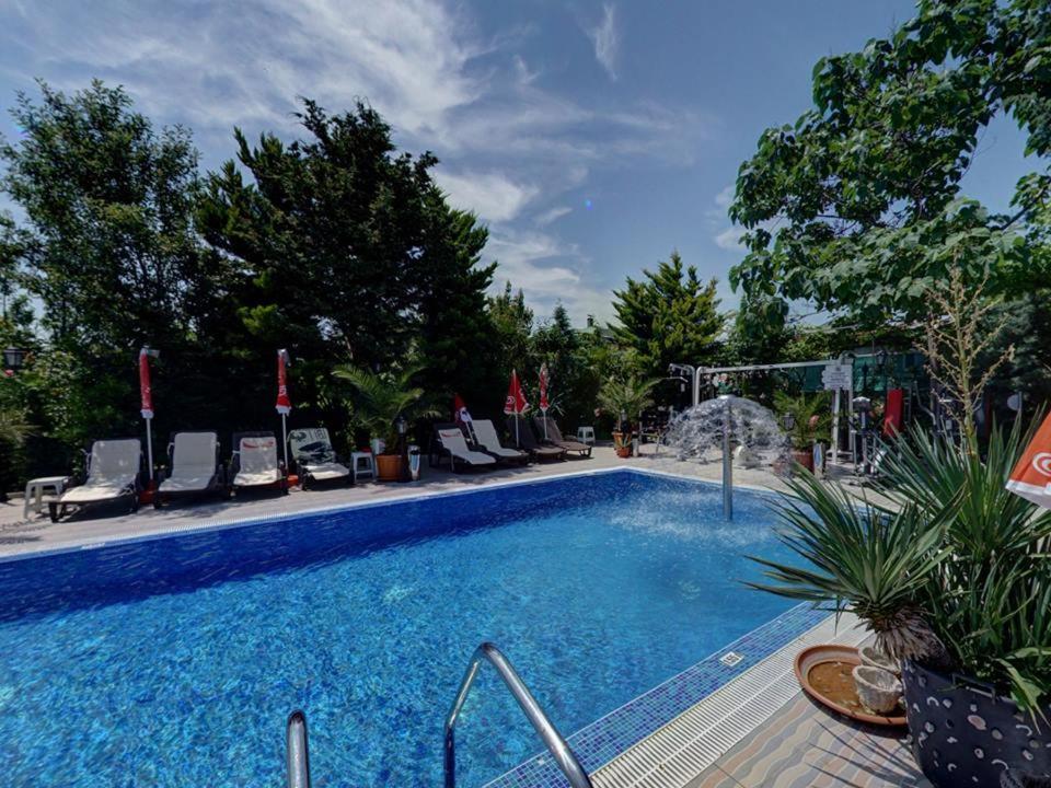 Family Hotel Gogov Sinemoretz Esterno foto