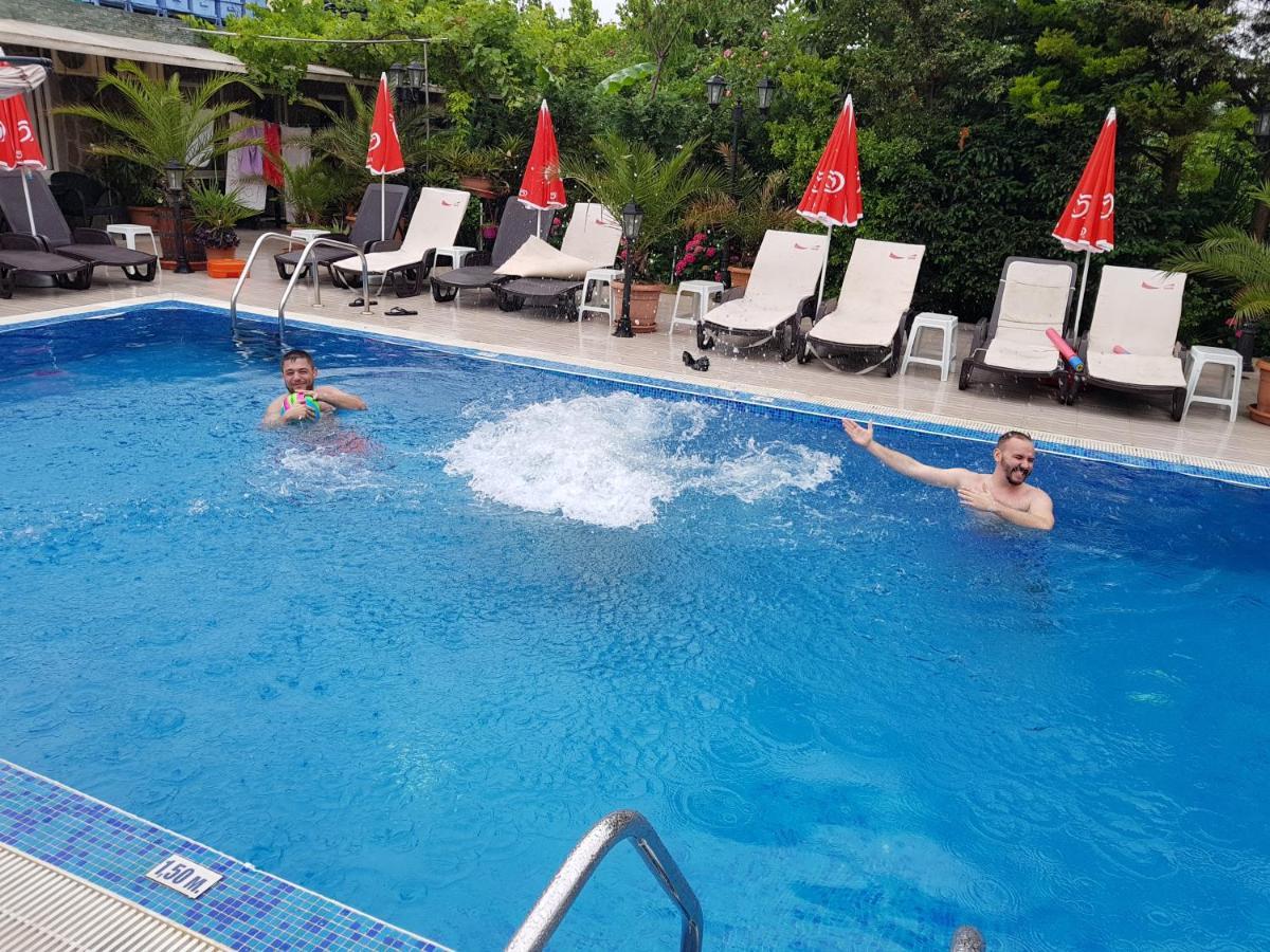 Family Hotel Gogov Sinemoretz Esterno foto